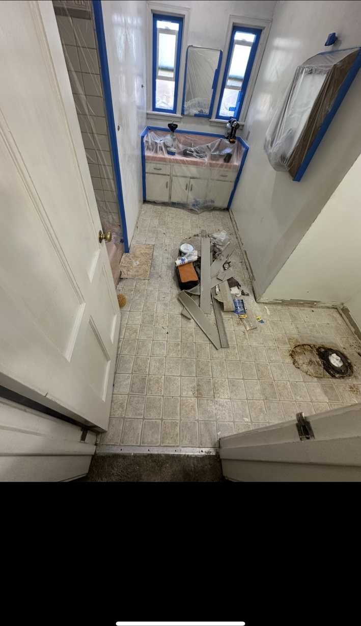 Bathroom flooring before replacement